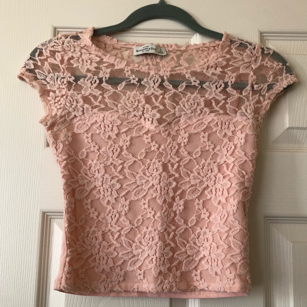 Abercrombie & Fitch Lace crop top sz S